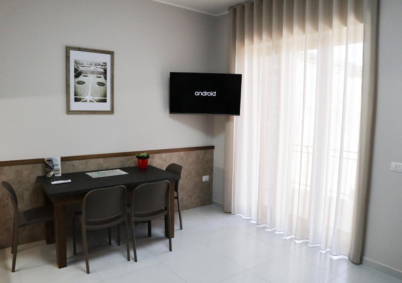 Bed and Breakfast Residenza La Reggia Caserta Exterior foto